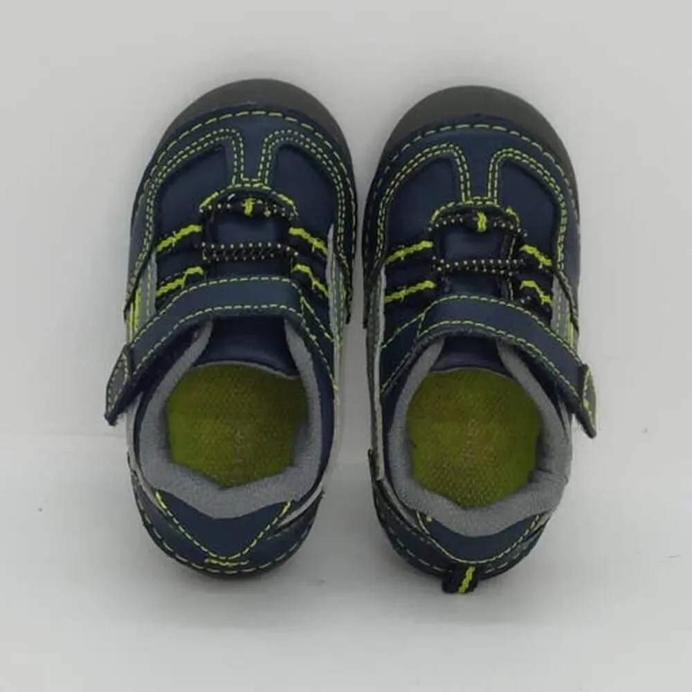 Healthtex Toddler Boys Flexible Traction Black/Gray Sneakers - sz. 6